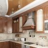 Натяжные потолки на кухне: плюсы и особенности применения
