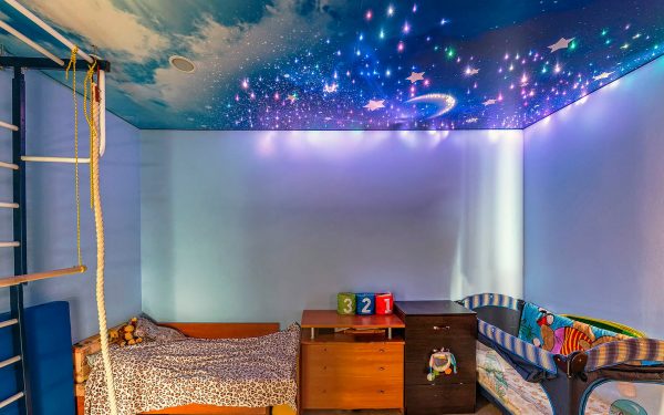 натяжной потолок звёздное небо в детской