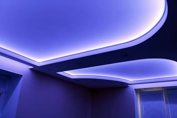 подсветка натяжного потолка светодиодной лентой