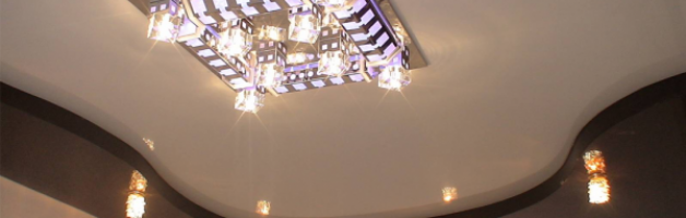 расположение лампочек на натяжном потолке